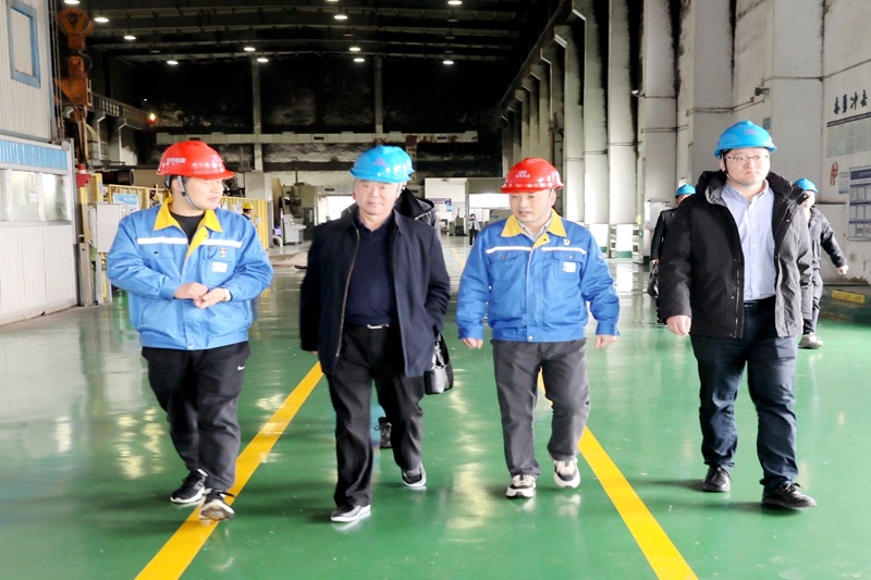 2024年 1月30日，浙江省經(jīng)信廳機(jī)關(guān)黨委二級(jí)巡視員孫自強(qiáng)蒞臨景興紙業(yè)開展歲末年初安全生產(chǎn)督導(dǎo)